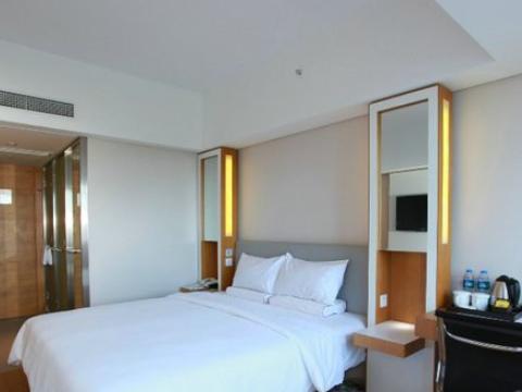Ji Hotel Guangzhou Zhujiang New Town エクステリア 写真